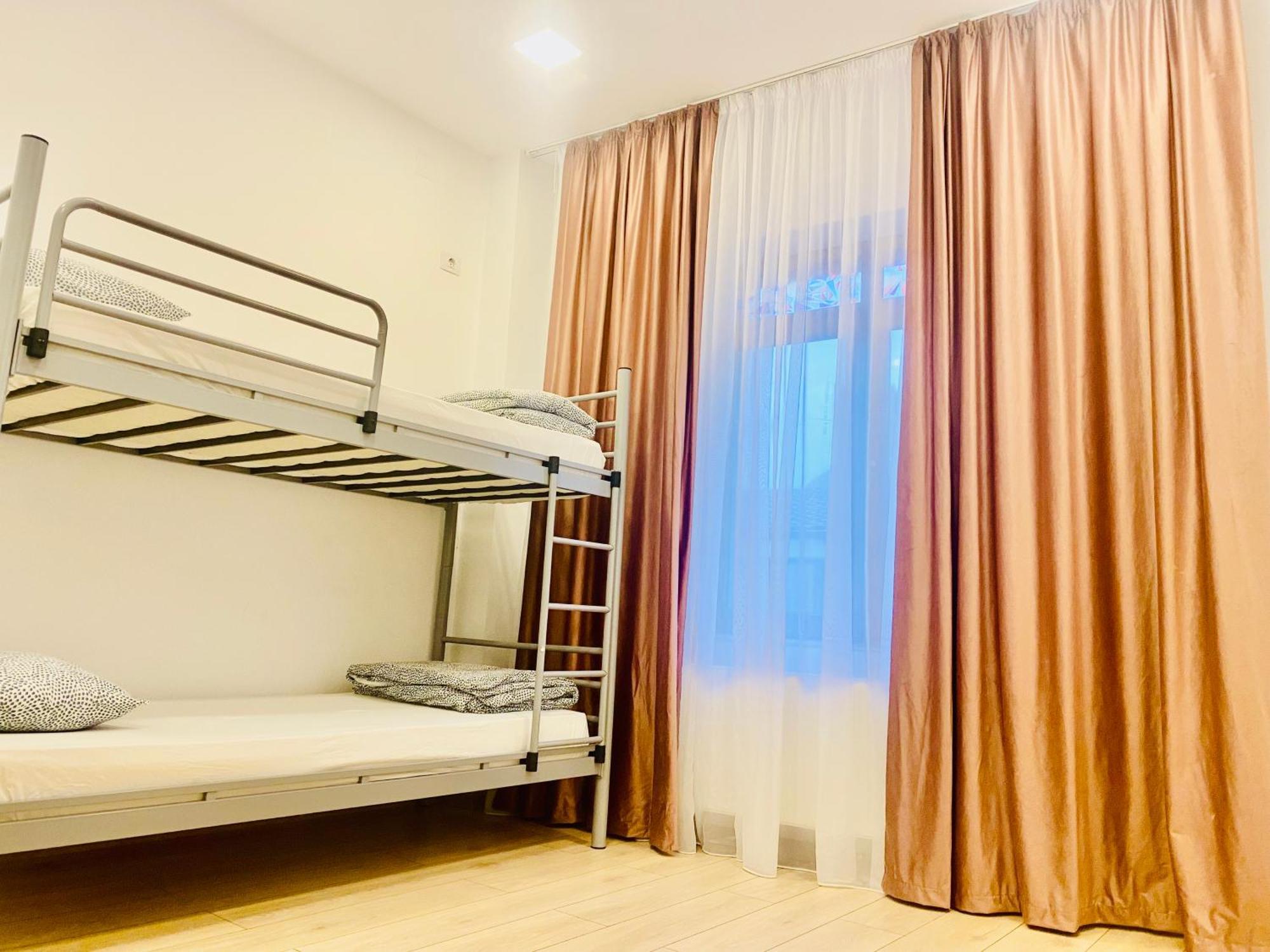 Hostel Cazan House Bukareszt Zewnętrze zdjęcie